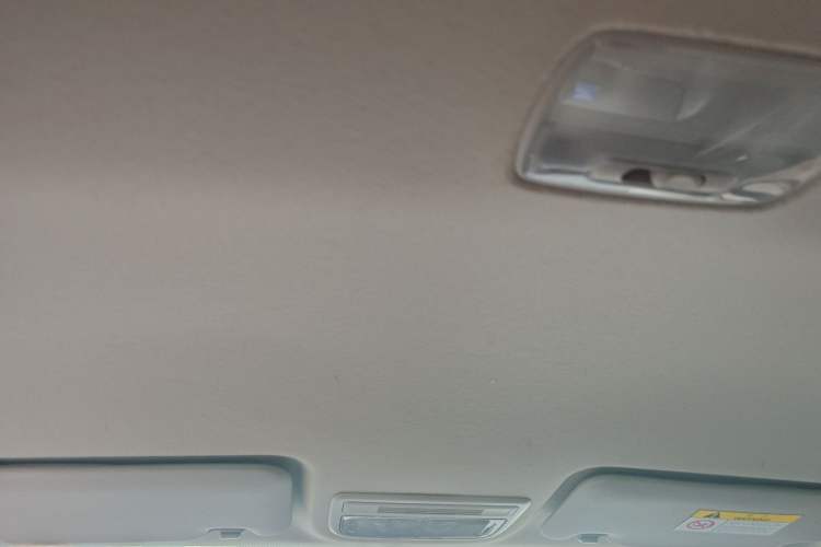 Used Honda Vezel 2017 1.5L CVT 2WD Comfort Model Headliner