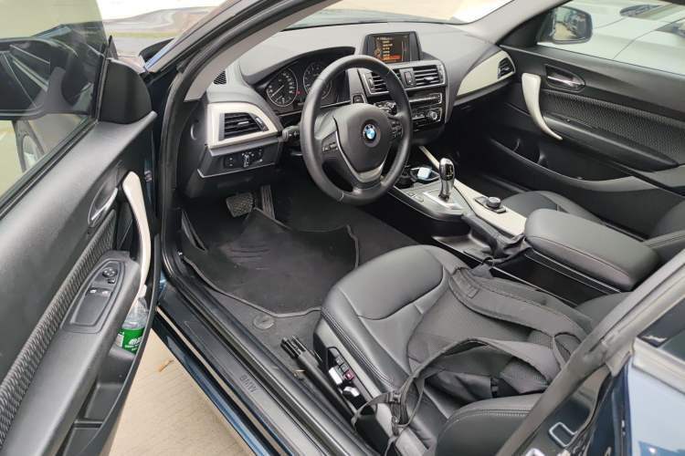 Used BMW 2 Series 2014 220i Leading Model Driver Seat