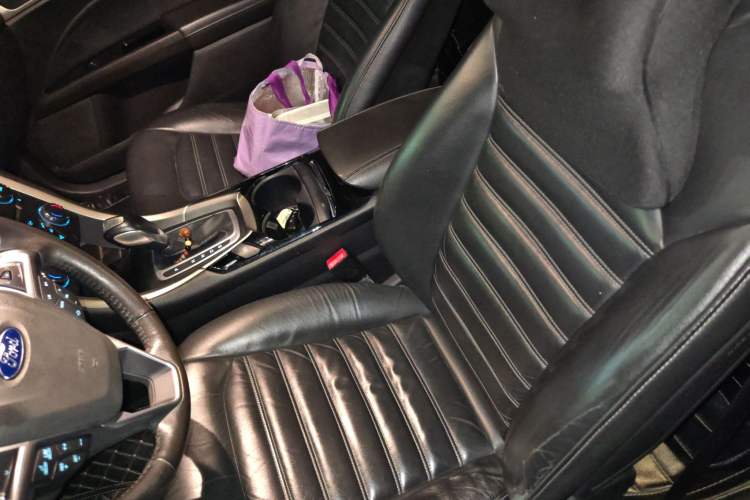 Used Ford Mondeo 2013 2.0L GTDi 200 Fashion Edition