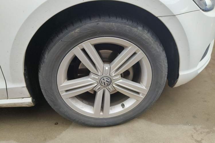 Used Volkswagen Lamando 2015 280TSI DSG Comfort Edition