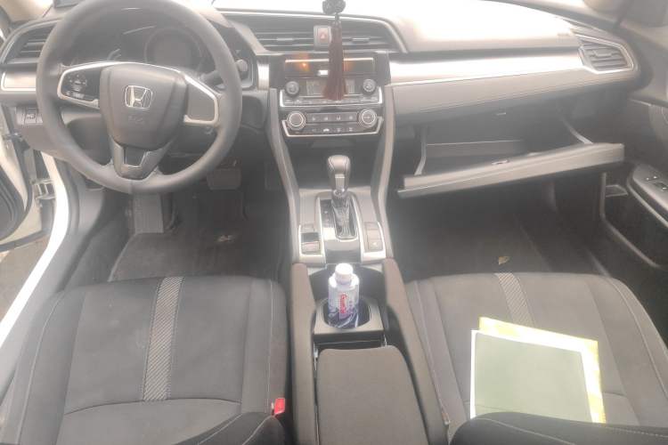 Used Honda Civic 2016 180TURBO CVT Comfort Version
