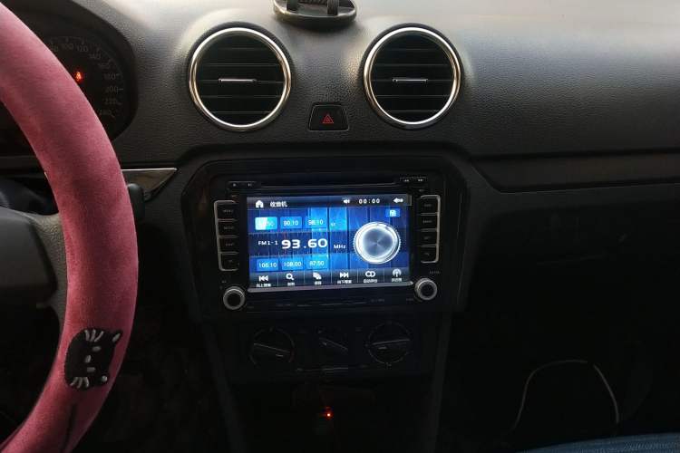 Used Volkswagen Jetta 2015 Value Edition 1.6L Manual Fashionable Style
