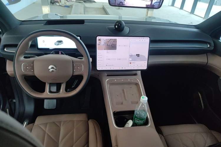 Used Nio ES6 2025 75 kWh
