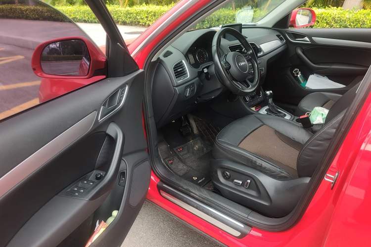 Used Audi Q3 2016 30 TFSI Fashion Model