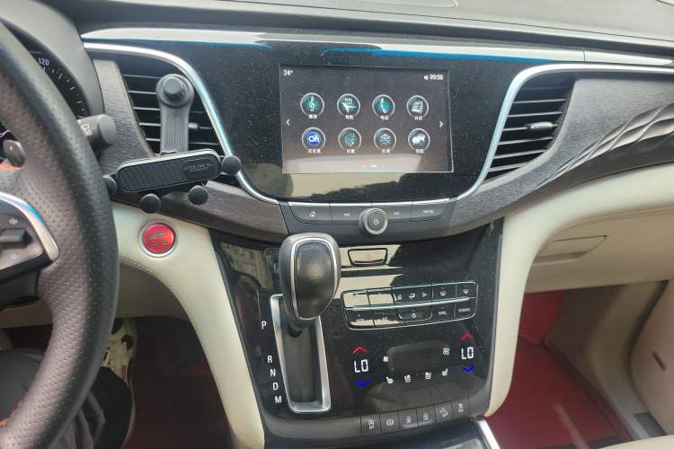 Used Buick GL8 2017 28T Avenir Avia National Emission Standard V
