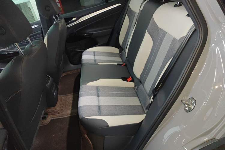 Used Volkswagen ID.4 CROZZ 2022 Pure Edition Limited Edition Left Rear Seat