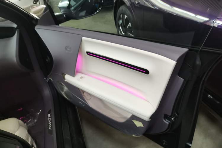 Used Avatr 06 2025 Max All-Electric Version
