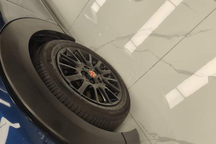 Used MINI 2014 1.2T ONE+ Exterior 4