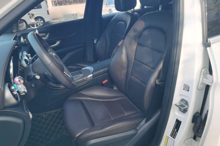 Used Mercedes-Benz GLC 2021 GLC 260 L 4MATIC Luxury Model Left Front Seat