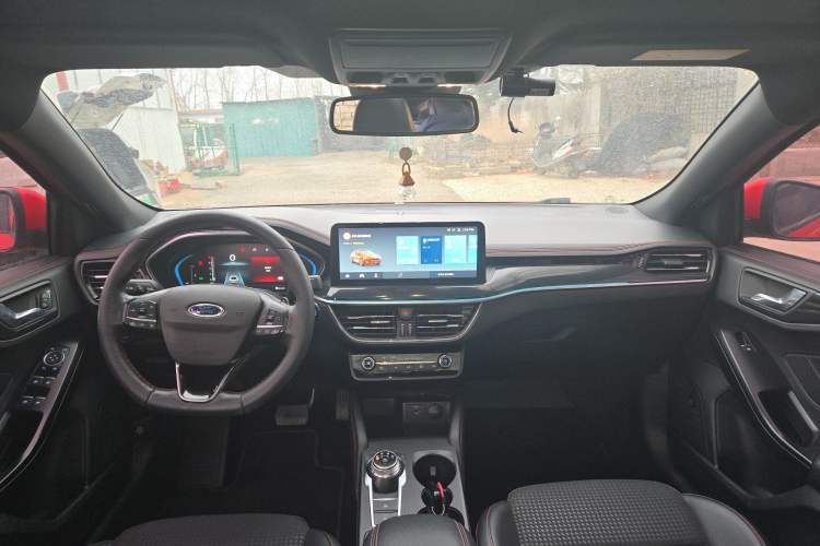 Used Ford Focus 2021 Sedan EcoBoost 180 Automatic ST Line