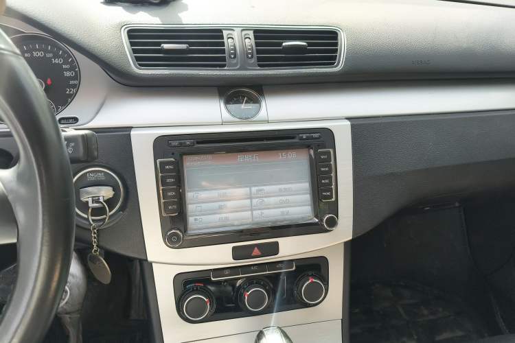 Used Volkswagen Magotan 2013 1.8TSI Premier Model