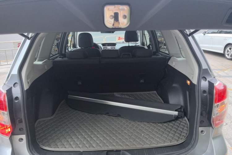 Used Subaru Forester 2013 2.5i Automatic Luxury Edition
