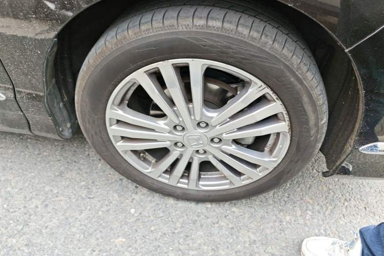 Used Honda Elysion 2016 2.4L Comfort Edition Right Front Wheel Hub