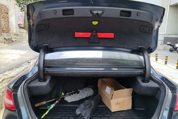 Used Geely Auto Emgrand GT 2015 1.8T Flagship Model
