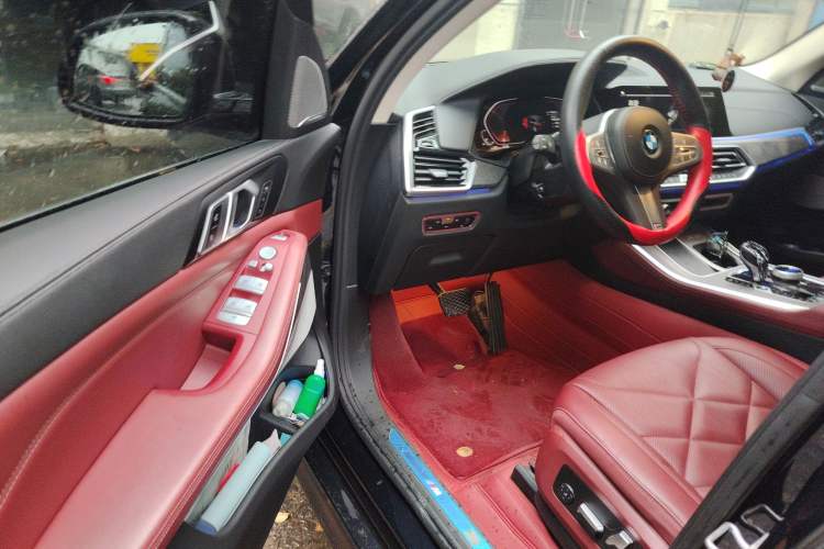 Used BMW X5 2022 xDrive 30Li Luxury M Sport Package