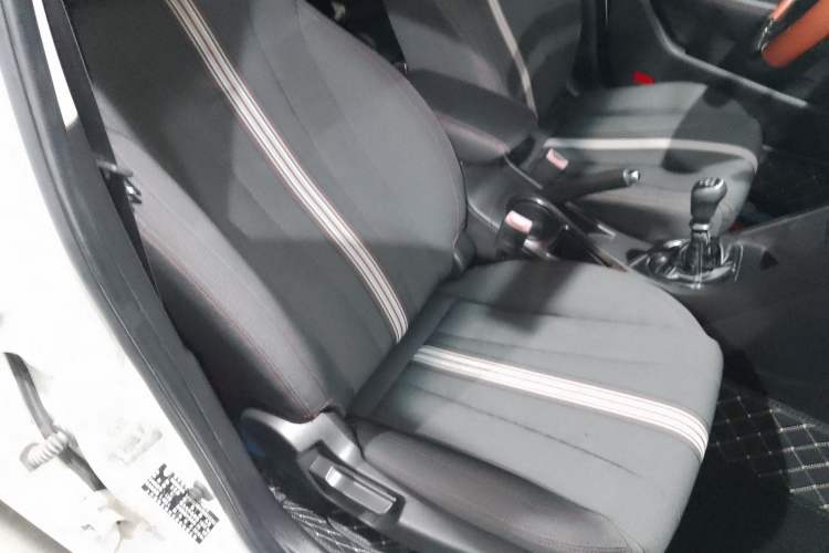 Used Baojun 630 2016 1.5L Manual Standard Edition
