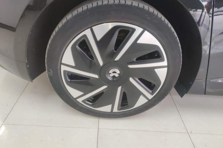 Used Nio ET9 2025 100 kWh
