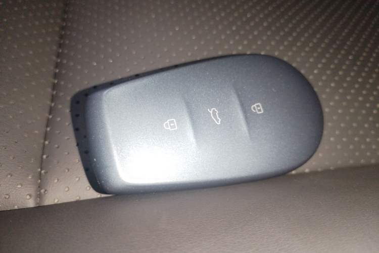 Used Nissan N6 2026 Model 180 Max
