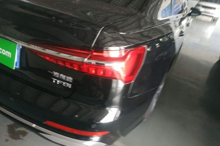 Used Audi A6L 2023 Revised 40 TFSI Luxury Dynamic Edition Right Rear Taillight