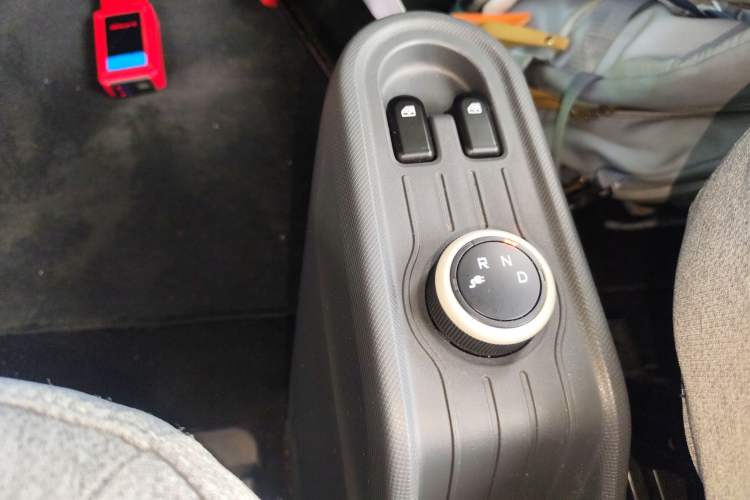 Used Wuling Hongguang MINIEV 2022 Macaron Premium Model – Lithium Iron Phosphate
