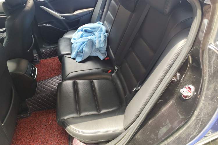 Used Mazda Atenza 2017 2.5L Skyactiv Sport Edition
