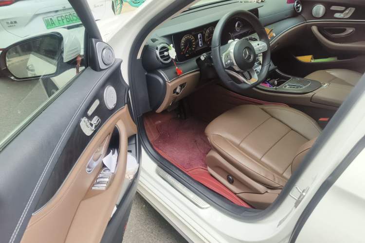 Used Mercedes-Benz E-Class 2019 Restyled E 300 L Sporty and Stylish Edition