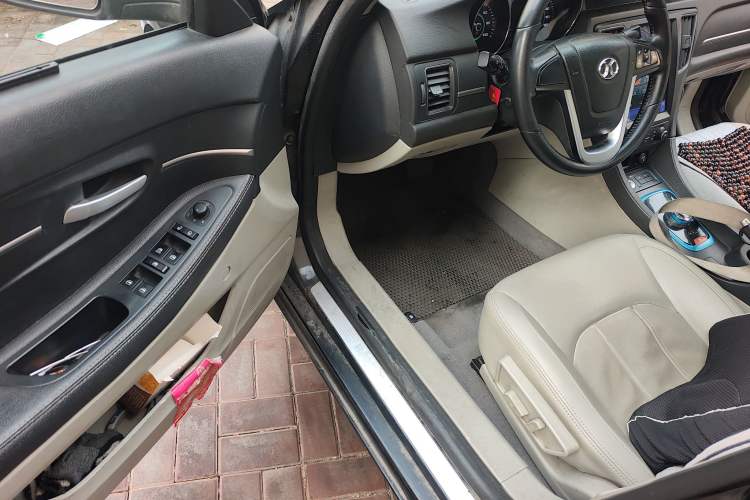 Used BAIC New Energy EU 2016 EU260 Enjoy Edition