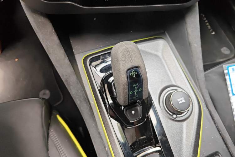 Used Lynk & Co 03 2019 03+ 2.0TD Automatic Wind-Chasing Edition
