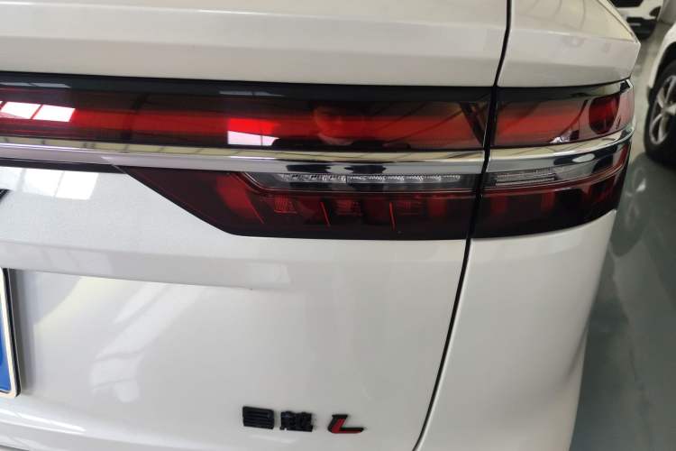 Used Geely Auto Monjaro L 2024 2.0TD High-Power Automatic Two-Wheel Drive Skyline Edition