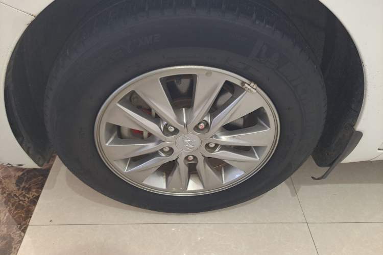 Used Hyundai Celesta 2018 1.6L Automatic GL Enjoyment Version China V Standard