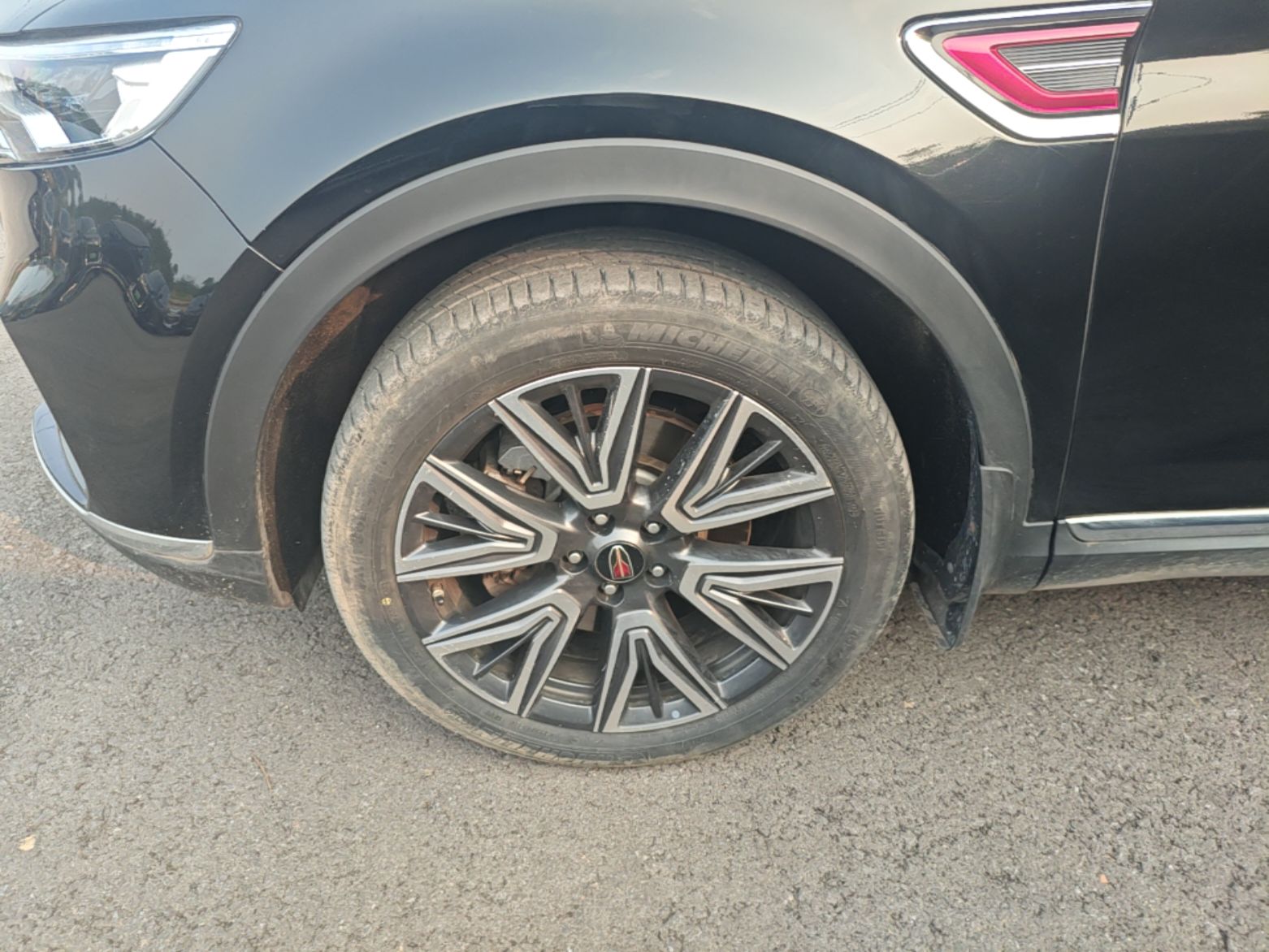 Hongqi HS5 2022 Facelifted Version 2.0T Smart Connect Flagship All-Wheel-Drive Edition — снимка 10