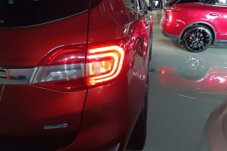 Used Ford Everest 2016 2.0T Gasoline Automatic 4x4 Flagship Edition
