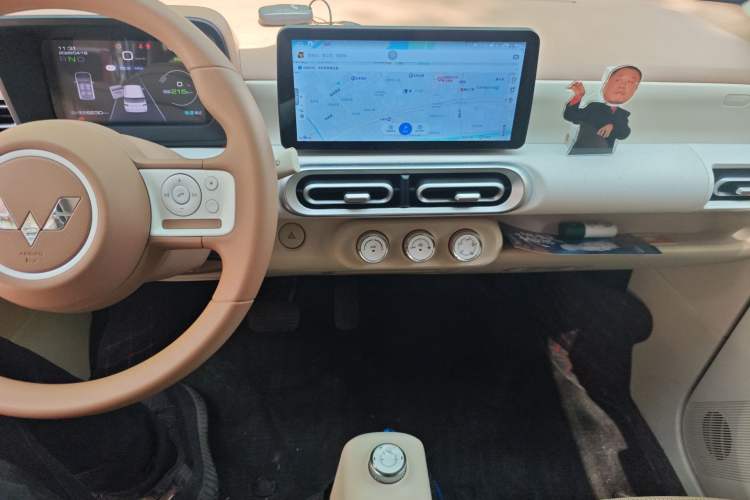 Used Wuling Hongguang MINIEV 2024 3rd Generation 215km Youth Edition