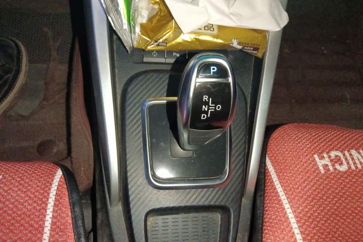 Used BYD Yuan New Energy 2018 EV360 Smart Connected Cool Model