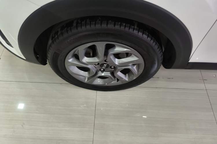 Used Kia kx1 Stonic 2019 1.4L Automatic Sport Edition China VI
