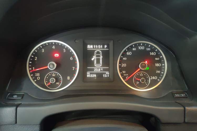 Used Volkswagen Tiguan 2012 1.8TSI Automatic Two-Wheel Drive Elite Edition Instrument Cluster
