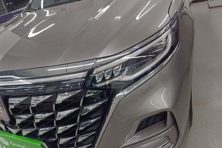 Used Roewe iMAX8 New Energy 2025 1.5T DMH Lu Zun Deluxe Edition Left Front Headlight