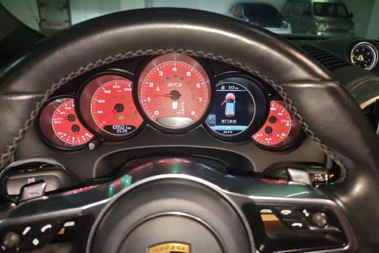 Used Porsche Cayenne 2015 Cayenne 3.0T Instrument Cluster