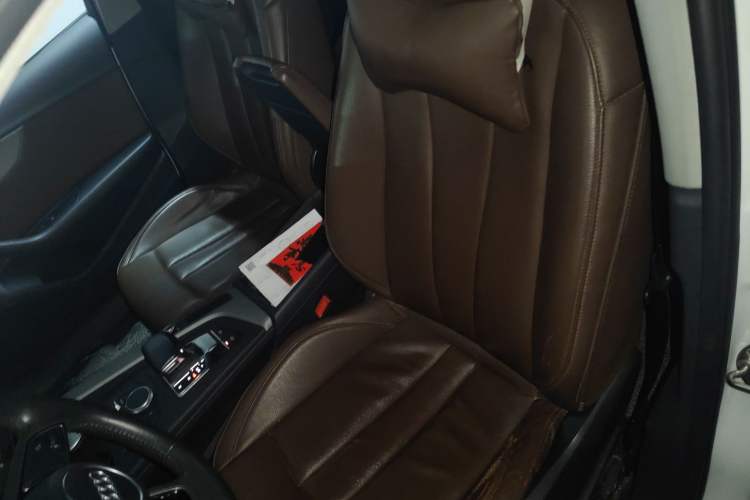 Used Audi A4L 2017 Plus 40 TFSI Ambition Model
