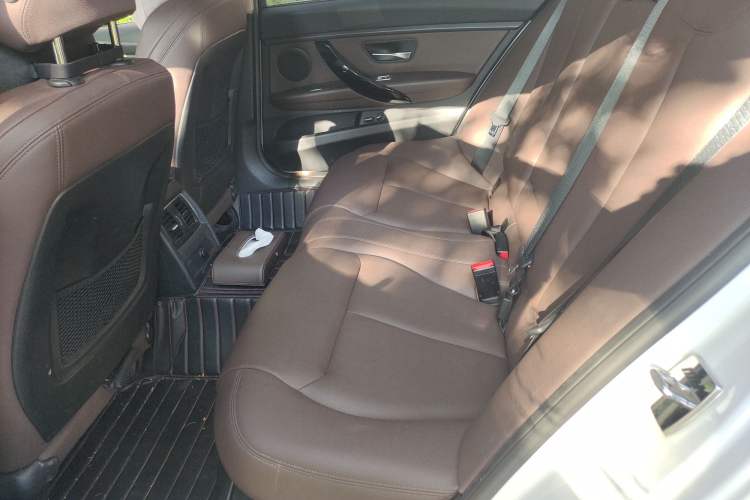 Used BMW 3 Series 2019 320Li Fashion Model Left Rear Seat