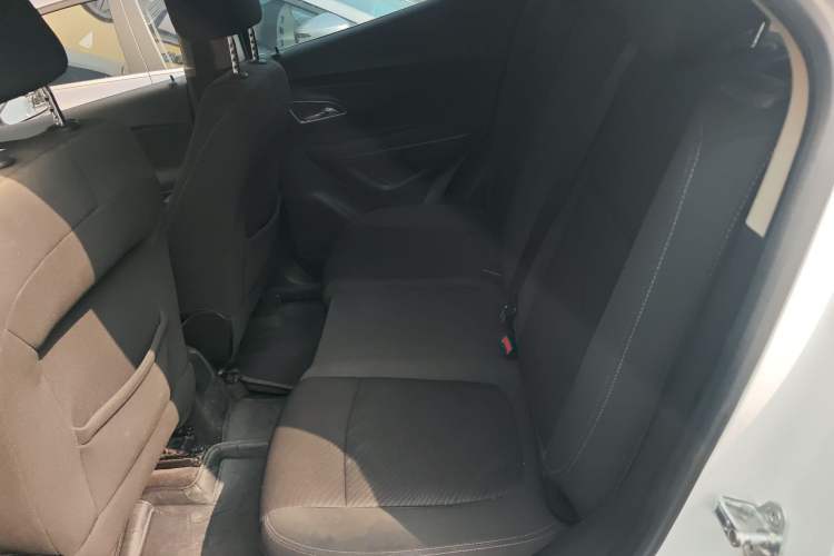 Used Buick Encore 2013 1.4T Automatic Two-Wheel Drive Elite Model Left Rear Seat