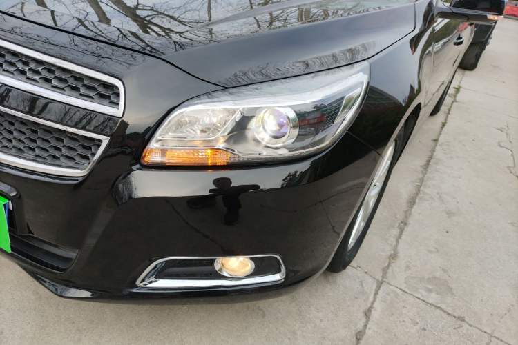 Used Chevrolet Malibu 2014 2.4L Automatic Luxury Edition Left Front Headlight
