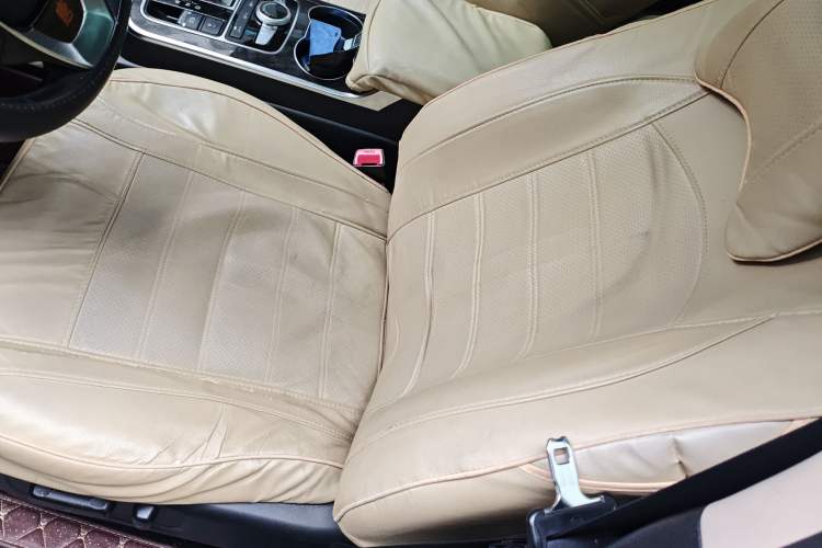 Used BYD Tang New Energy 2015 2.0T Four-Wheel-Drive Flagship Model
