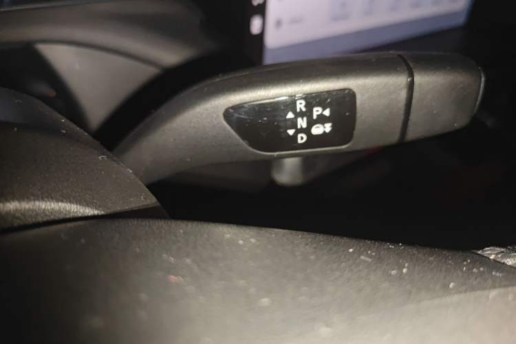 Used XPeng P7 2020 562N Performance Edition Gear Lever