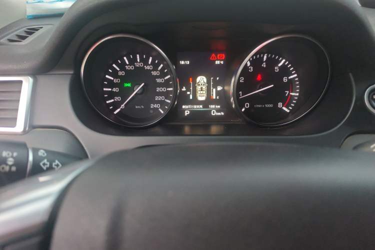 Used Land Rover Discovery Sport 2016 2.0T SE Instrument Cluster