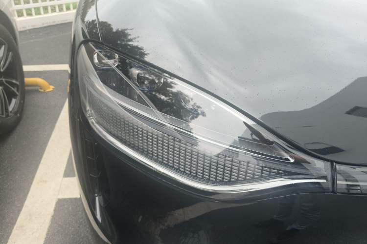 Used Hima AITO M9 2025 Extended-Range Ultra Version 52 kWh 6-Seater
