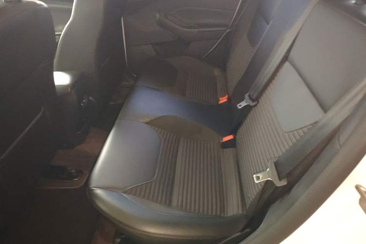 Used Ford Focus 2018 Hatchback Classic 1.6L Automatic Trendy SmartDrive Edition