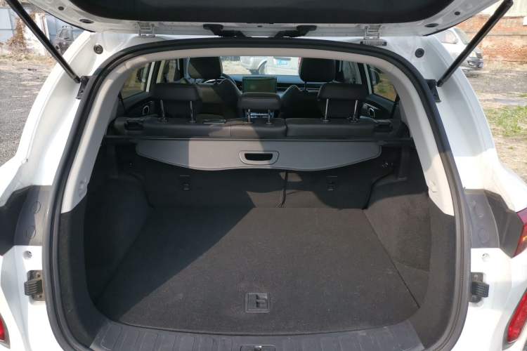 Used Skyworth EV6 2022 520 Joyful Edition Trunk