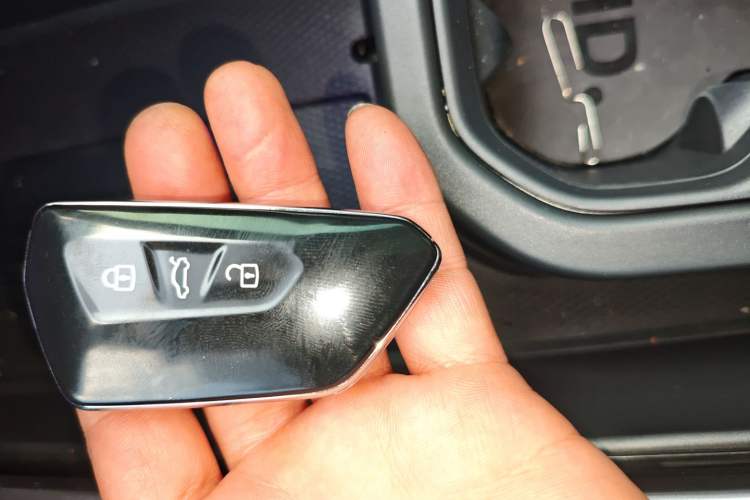 Used Volkswagen ID.7 VIZZION 2024 First Edition Vehicle Key