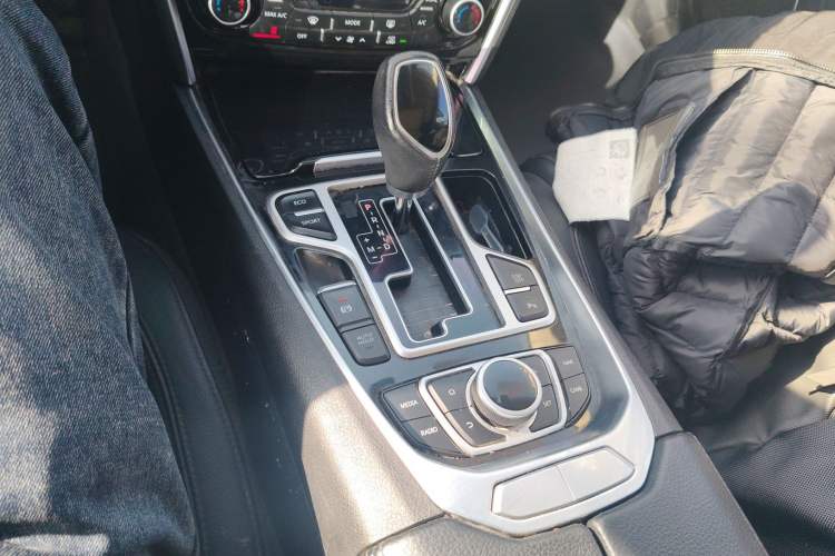 Used Geely Auto Emgrand GT 2015 1.8T Premium Model
